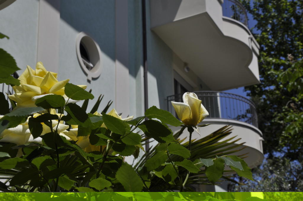 Residence Hamilton Riccione Exterior photo